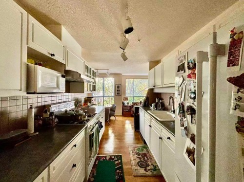 209-5670 Hampton Place , Vancouver, BC V6T 2G1 5