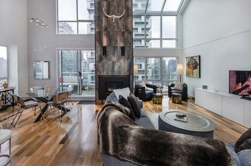 2401-1500 Howe Street , Vancouver, BC V6Z 2M8 4