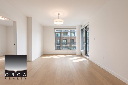 201-777 Harbour Way , North Vancouver, BC V7P 0G2 4