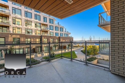 201-777 Harbour Way , North Vancouver, BC V7P 0G2 5