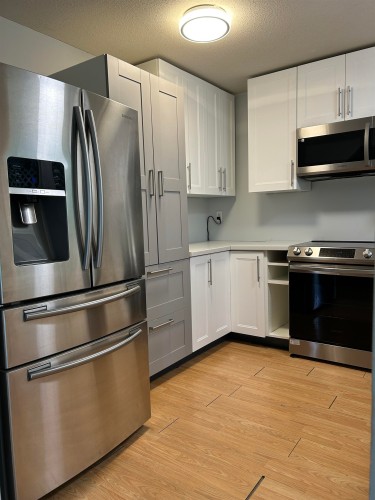 9890 Lyndhurst Street , Burnaby, BC V3J 1G1 4