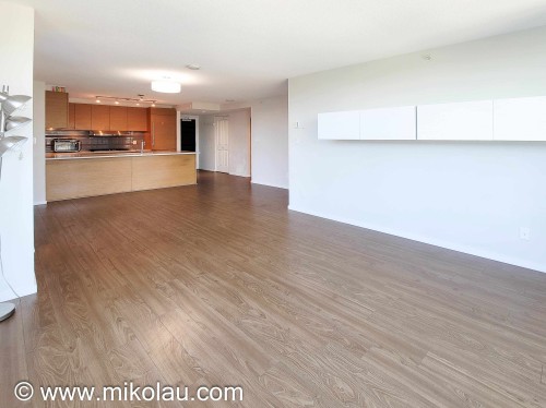 3XX-6658 Dow Ave , Burnaby, BC V5H 0C7 2