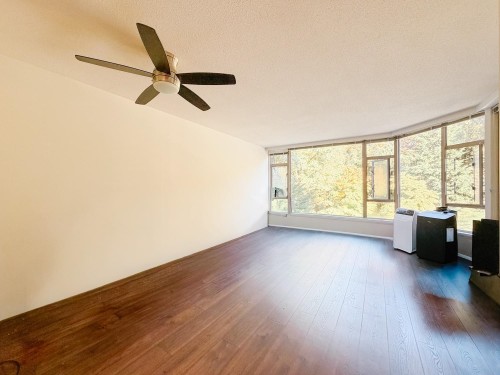 312-1327 Keith Road E, North Vancouver, BC V7J 3T5 4