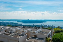 210-2274 Folkestone Way  West Vancouver, BC V7S 2X7