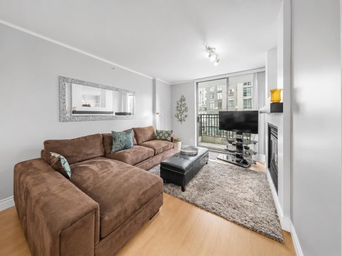 605-989 Richards Street , Vancouver, BC V6B 6R6 2