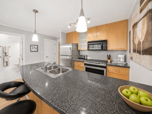 605-989 Richards Street , Vancouver, BC V6B 6R6 5