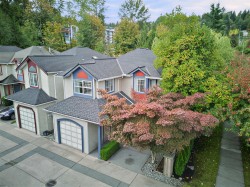 4-2123 Clarke Street  Port Moody, BC V3H 1Y5