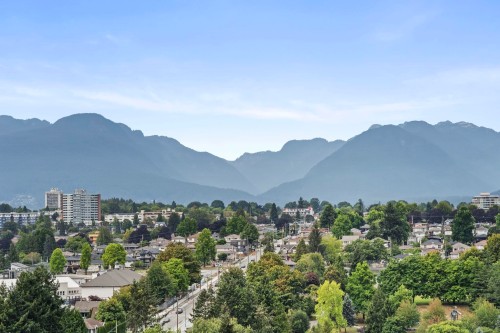 2101-4132 Halifax Street  Burnaby, BC V5C 6V1