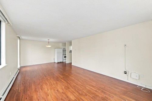 802-2150 Bellevue Avenue , West Vancouver, BC V7V 1C3 3