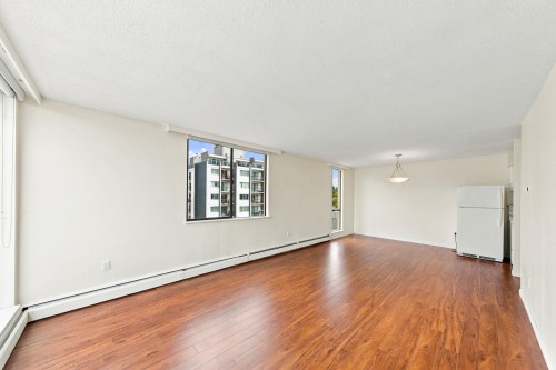 802-2150 Bellevue Avenue , West Vancouver, BC V7V 1C3 4