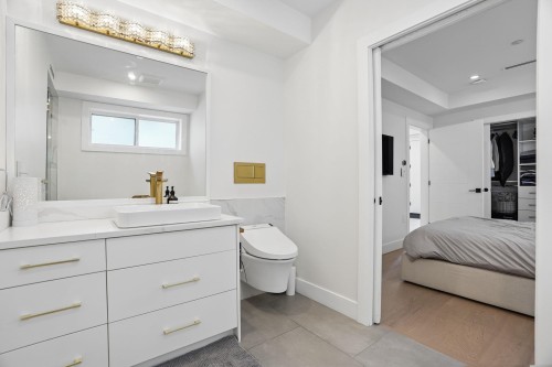 72 57Th Avenue E, Vancouver, BC 