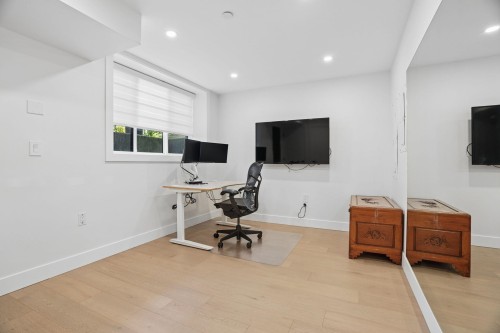 72 57Th Avenue E, Vancouver, BC 