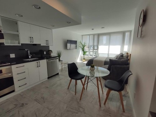 706-833 Seymour Street , Vancouver, BC V6B 0G4 3