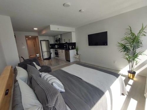 706-833 Seymour Street , Vancouver, BC V6B 0G4 5