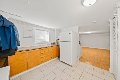 2896 38Th Avenue W, Vancouver, BC 