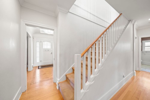 2896 38Th Avenue W, Vancouver, BC 