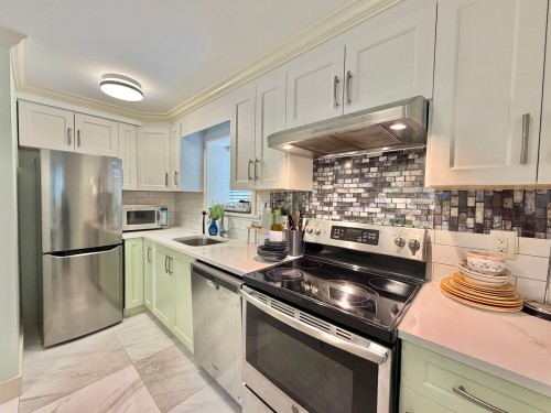 582 57th Avenue E, Vancouver, BC V5X 1S9 2