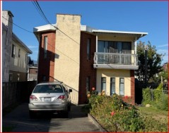 1765 28th Avenue E Vancouver, BC V5N 2X5