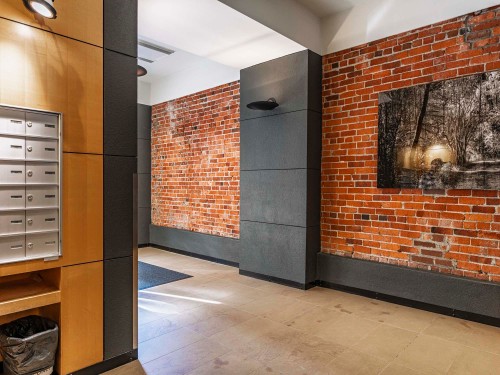403-1155 Mainland Street , Vancouver, BC V6B 5P2 3