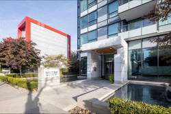 2008-6658 Dow Avenue Burnaby, BC V5H 0C7