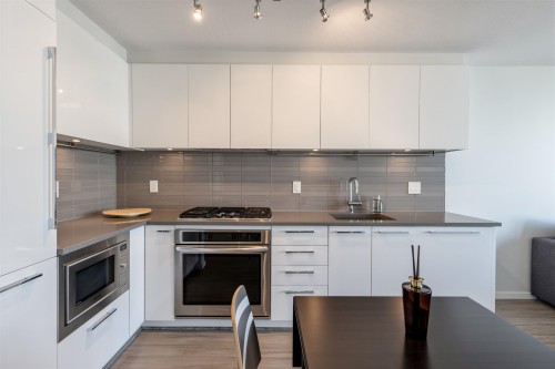 2008-6658 Dow Avenue, Burnaby, BC 
