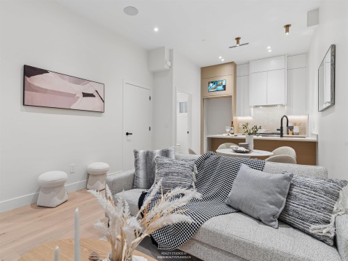 2543 2Nd Avenue E, Vancouver, BC 