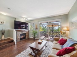 320 Decaire Street Coquitlam, BC V3K 7C3
