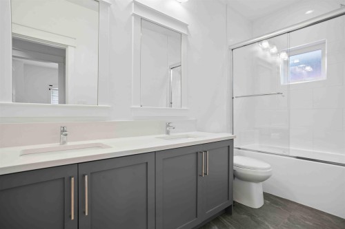 5680 Williams Road, Richmond, BC 