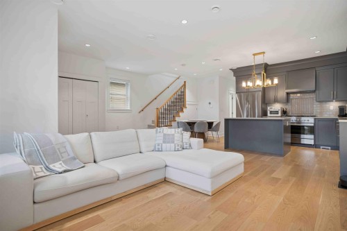 5680 Williams Road, Richmond, BC 
