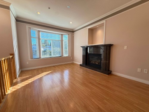 3021 29th Avenue E, Vancouver, BC V5R 1V9 2