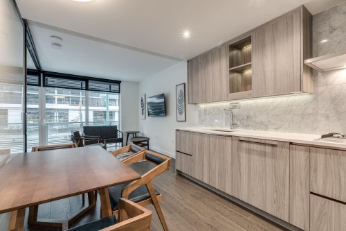 211-89 Nelson Street , Vancouver, BC V3J 1S7 5