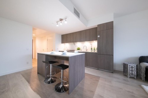 6463 Silver Avenue , Burnaby, BC V5H 0K4 3