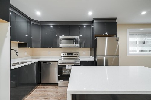 Basement-17XX Howard Avenue , Burnaby, BC V5B 3S4 2