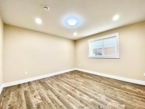 Basement-17XX Howard Avenue , Burnaby, BC V5B 3S4 5