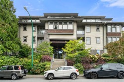 208-188 29 Street W North Vancouver, BC V7N 0A2