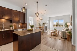 406-22290 North Avenue  Maple Ridge, BC V2X 8Z8