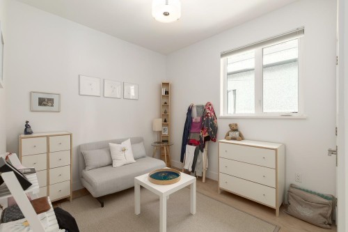 572 16Th Avenue E, Vancouver, BC 