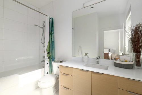 572 16Th Avenue E, Vancouver, BC 