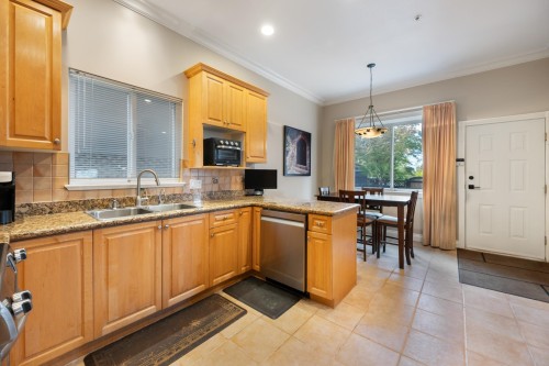7483 West Boulevard, Vancouver, BC 