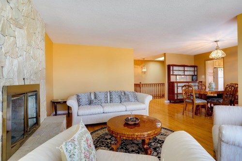 468 Cariboo Crescent, Coquitlam, BC 