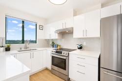 1205-420 Carnarvon Street New Westminster, BC V3L 5P1