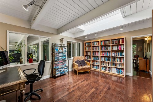 455 Macbeth Crescent, West Vancouver, BC 