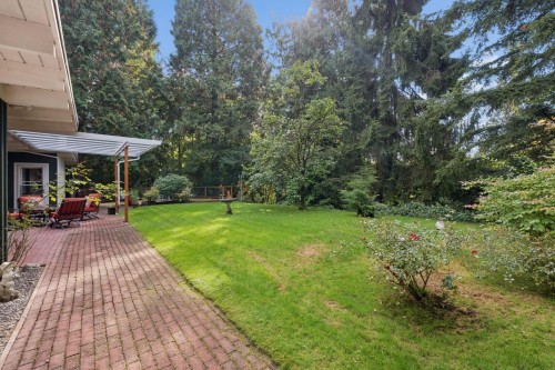 455 Macbeth Crescent, West Vancouver, BC 
