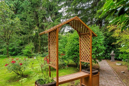 455 Macbeth Crescent, West Vancouver, BC 