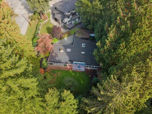 455 Macbeth Crescent, West Vancouver, BC 
