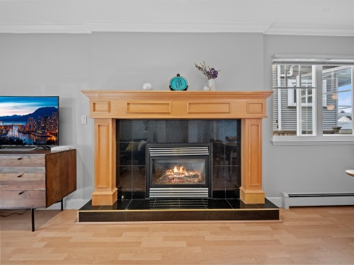 533 8Th Avenue E, Vancouver, BC 