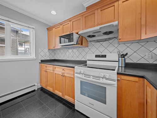 533 8Th Avenue E, Vancouver, BC 
