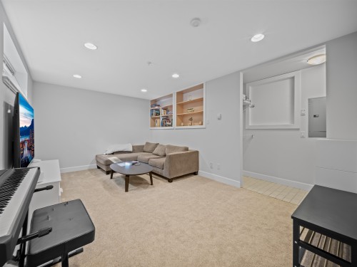 533 8Th Avenue E, Vancouver, BC 
