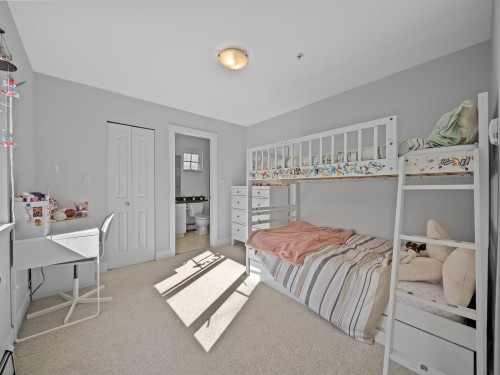 533 8Th Avenue E, Vancouver, BC 