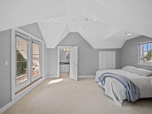 533 8Th Avenue E, Vancouver, BC 
